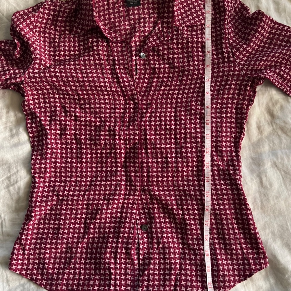 Silk houndstooth print mother of pearl button down shirt - Picture 8 of 12